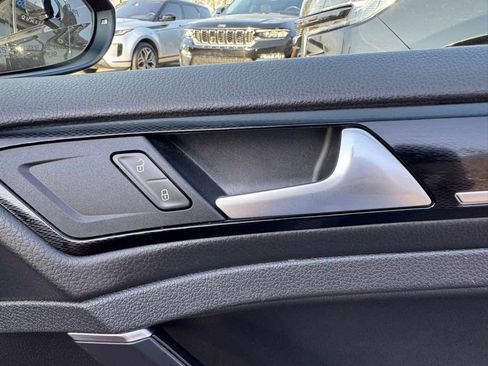 Used 2017 Volkswagen GTI Autobahn image 35