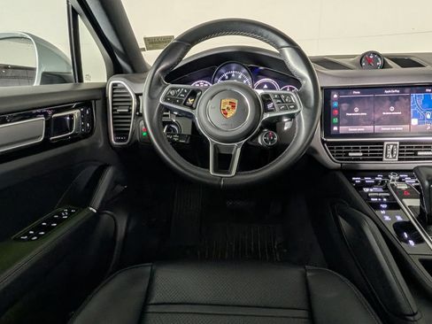 Certified 2023 Porsche Cayenne Platinum Edition AWD/4WD image 19