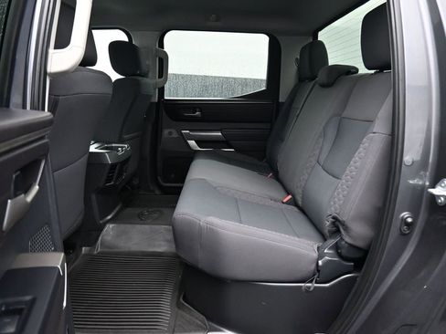 Used 2022 Toyota Tundra SR5 w/ SR5 Convenience Package image 39