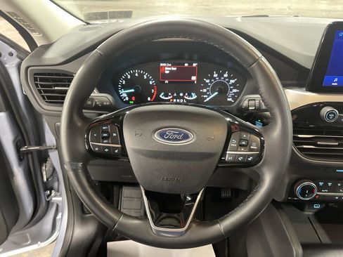 Used 2022 Ford Escape SE w/ Convenience Package image 15
