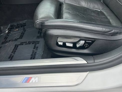 Used 2020 BMW 740i xDrive w/ M Sport Package AWD/4WD image 17
