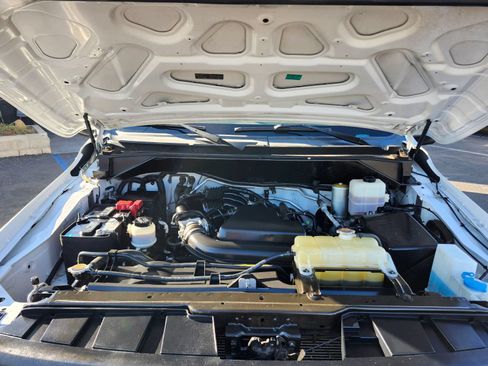 Used 2018 Nissan NV 2500 S RWD image 20