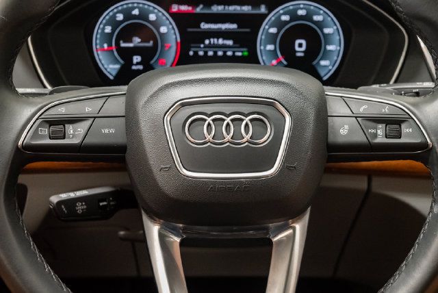 Used 2023 Audi Q5 2.0T Premium Plus w/ Premium Plus Package AWD/4WD image 14