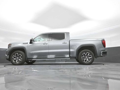 Used 2024 GMC Sierra 1500 SLT w/ SLT Premium Plus Package AWD/4WD image 44