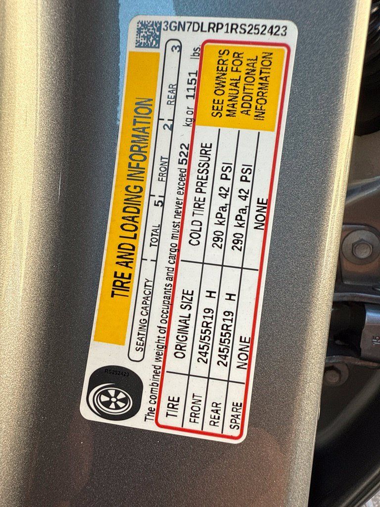 Used 2024 Chevrolet Equinox EV LT w/ LPO, Blackout Package FWD image 40