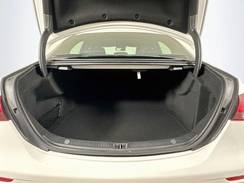 Used 2023 Mercedes-Benz E 350 4MATIC Sedan image 29