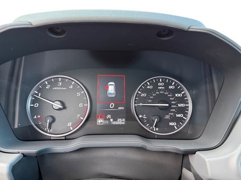 Used 2024 Subaru Crosstrek 2.5i Limited image 16