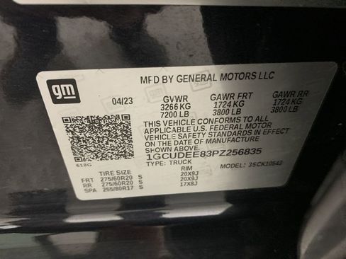 Used 2023 Chevrolet Silverado 1500 RST AWD/4WD image 14