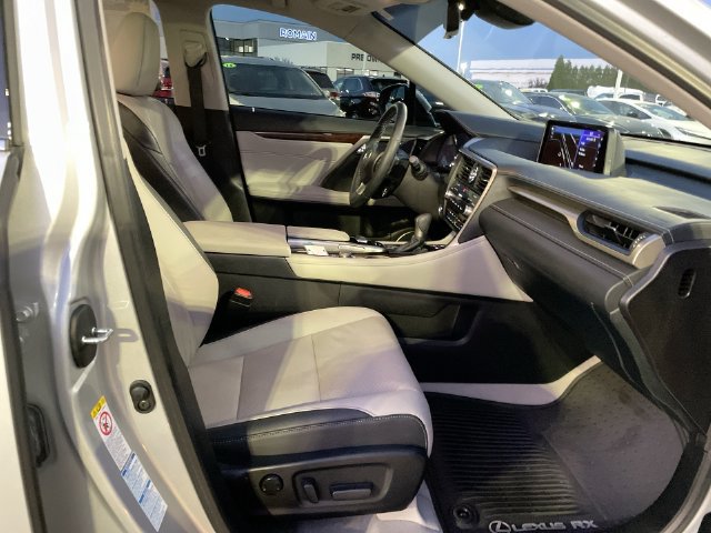 Used 2016 Lexus RX 350 AWD w/ Premium Package image 17