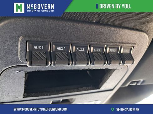 Used 2023 Ford F150 Raptor w/ Raptor Carbon Fiber Package AWD/4WD image 31
