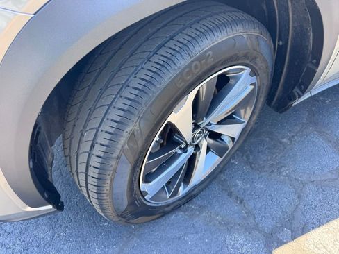 Used 2018 Lexus NX 300h AWD w/ Premium Package image 2