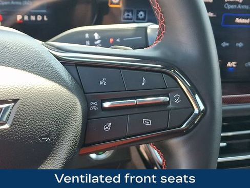 Used 2026 Chevrolet Traverse RS AWD/4WD image 8