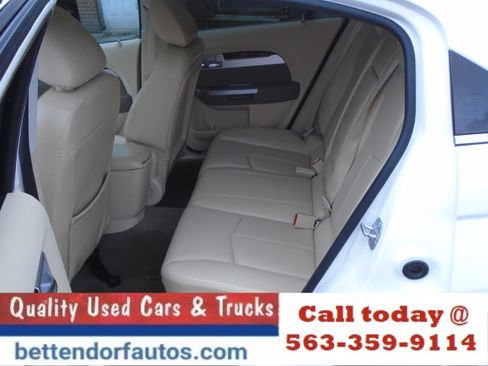 Used 2009 Chrysler Sebring Limited FWD image 5
