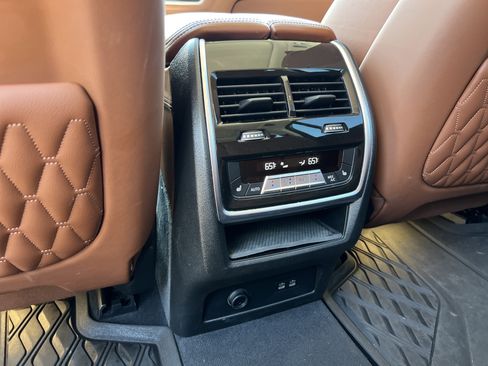 Certified 2024 BMW ALPINA XB7 AWD/4WD image 44