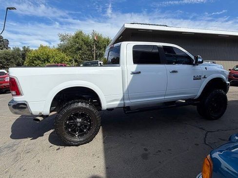 Used 2016 RAM 2500 Laramie w/ Convenience Group AWD/4WD image 6