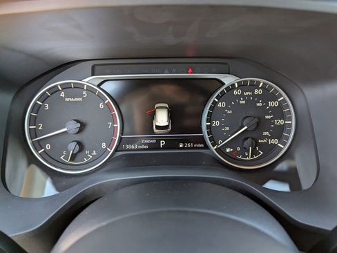 Used 2022 Nissan Rogue SL w/ SL Premium Package image 28