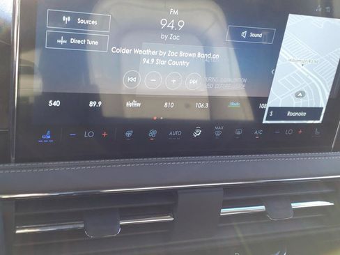 Used 2025 Lincoln Corsair Grand Touring w/ Equipment Group 301A image 15