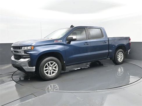Used 2019 Chevrolet Silverado 1500 LT w/ All-Star Edition image 2