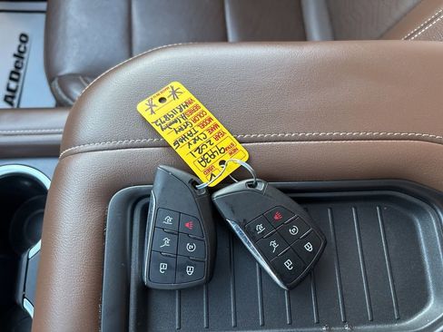 Certified 2021 Chevrolet Tahoe High Country w/ Premium Package image 50