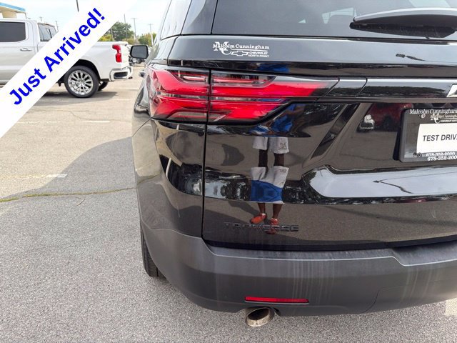 Used 2023 Chevrolet Traverse LS w/ Midnight/Sport Edition FWD image 59