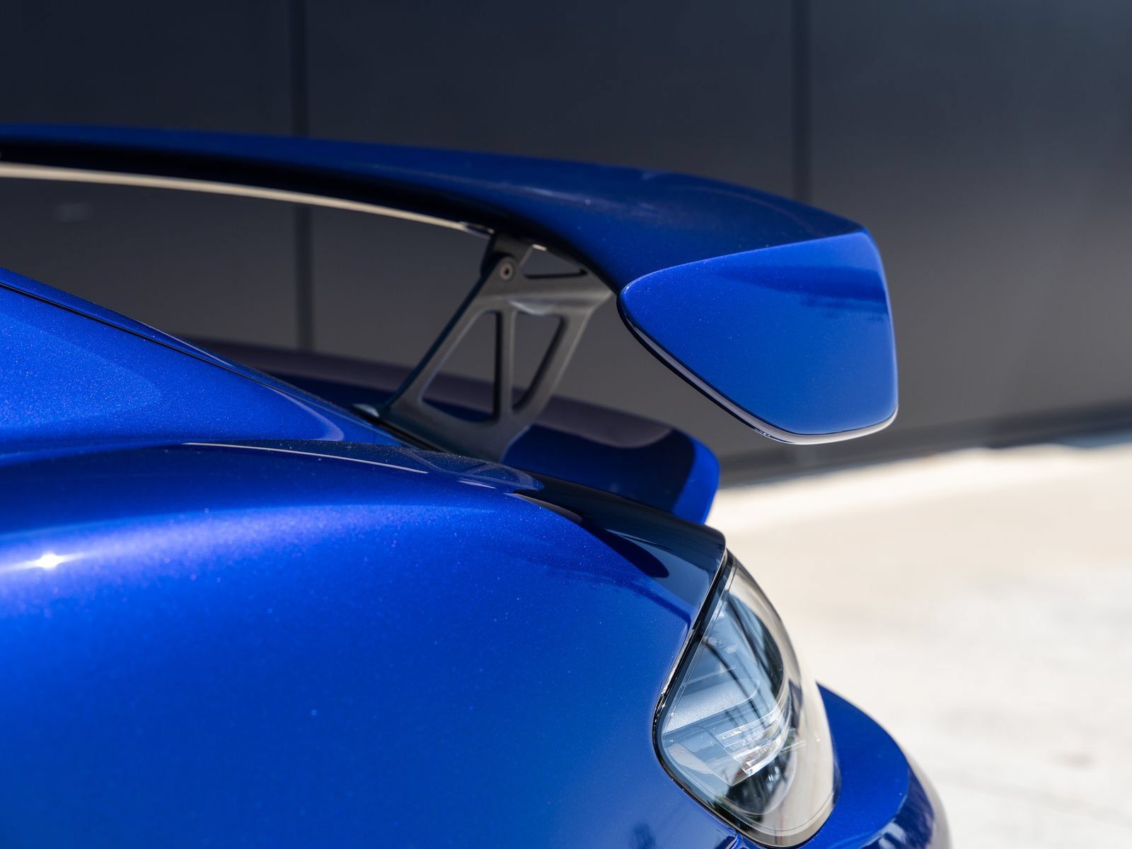 Certified 2020 Porsche 718 Cayman GT4 RWD image 20