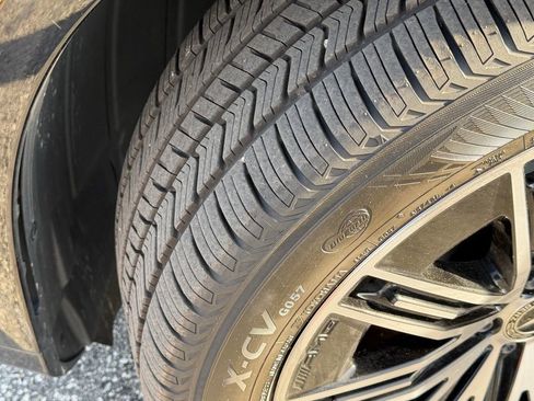 Used 2023 Mercedes-Benz EQS 580 4MATIC SUV image 16