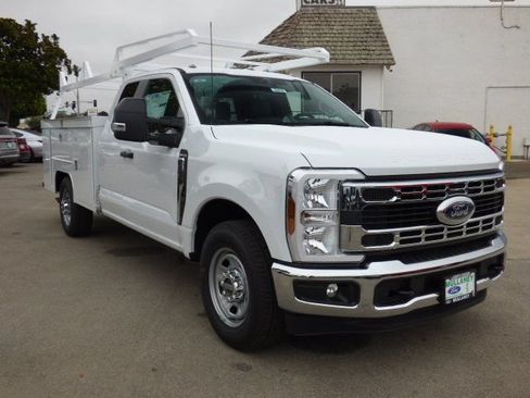 New 2026 Ford F350 XL w/ XL Chrome Package RWD image 1