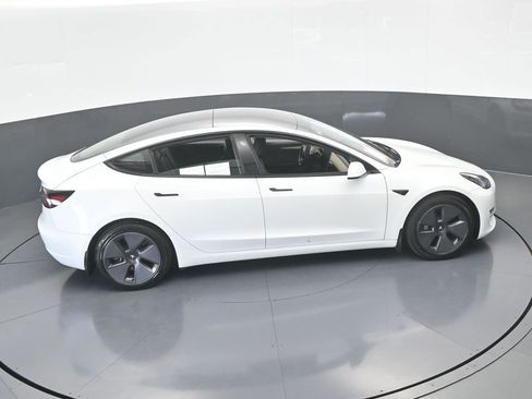 Used 2023 Tesla Model 3 Standard Range image 52