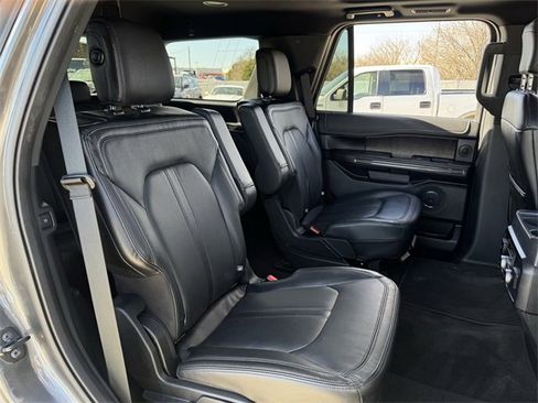 Used 2018 Ford Expedition Limited w/ Equipment Group 301A image 33
