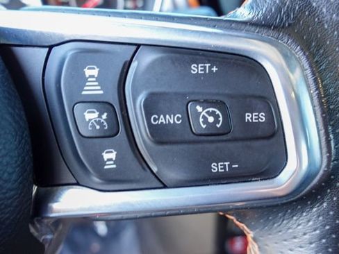 Used 2021 Jeep Gladiator Mojave image 19