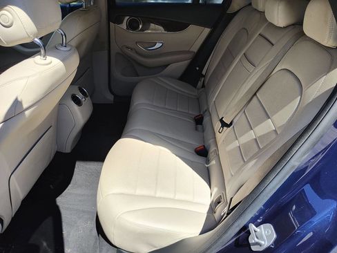 Used 2017 Mercedes-Benz GLC 300 image 39