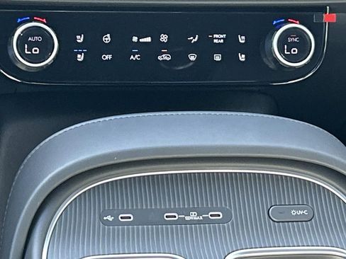 New 2026 Hyundai Palisade Calligraphy image 28