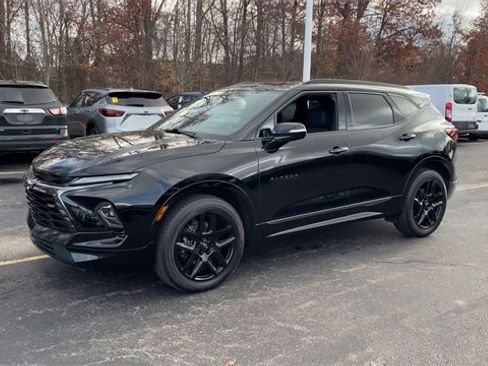 Used 2023 Chevrolet Blazer RS w/ LPO, Floor Liner Package image 4
