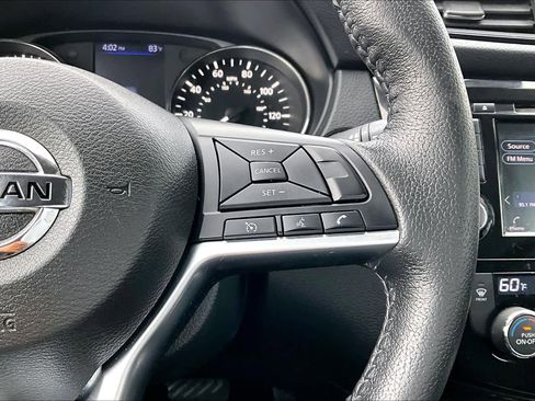 Used 2020 Nissan Rogue SV AWD/4WD image 23