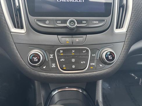Used 2024 Chevrolet Malibu LT FWD image 18