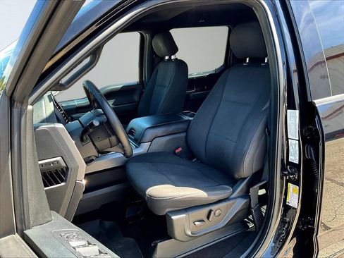 Used 2019 Ford F150 XLT w/ Equipment Group 302A Luxury AWD/4WD image 24