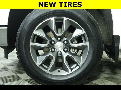 Used 2022 Chevrolet Silverado 1500 LT image 7