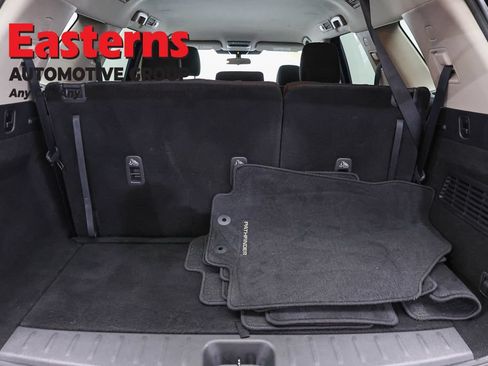 Used 2023 Nissan Pathfinder SV AWD/4WD image 9