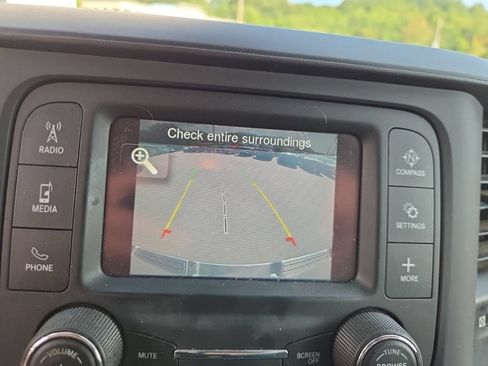 Used 2019 RAM 1500 Tradesman AWD/4WD image 9