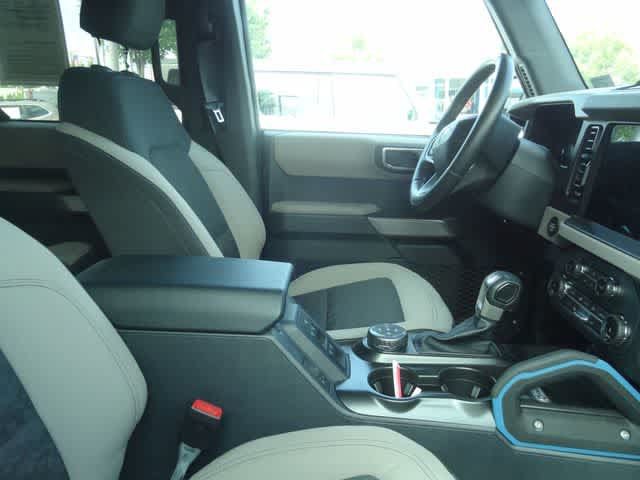 Used 2022 Ford Bronco Wildtrak AWD/4WD image 9