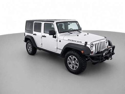 Used 2012 Jeep Wrangler Unlimited Rubicon w/ Connectivity Group AWD/4WD image 3