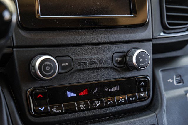 Used 2023 RAM ProMaster 2500 FWD image 31