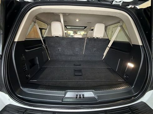 Used 2024 Ford Expedition Max Limited image 26