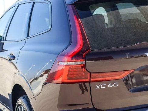 New 2026 Volvo XC60 B5 Ultra w/ Climate Package image 7