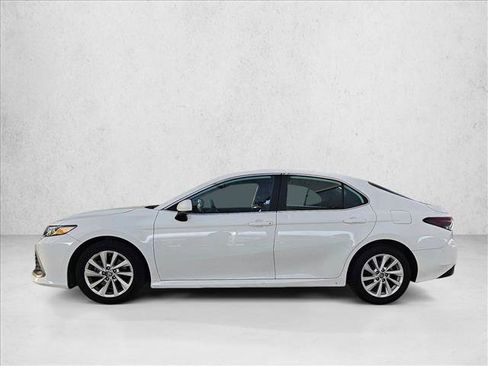 Used 2023 Toyota Camry LE image 8