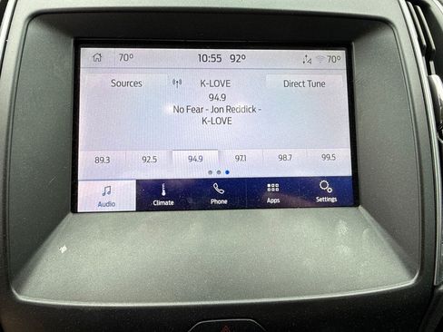 Used 2020 Ford Edge SE FWD image 24
