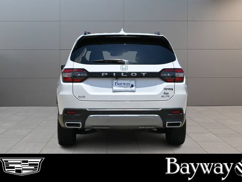 Used 2026 Honda Pilot Elite image 7