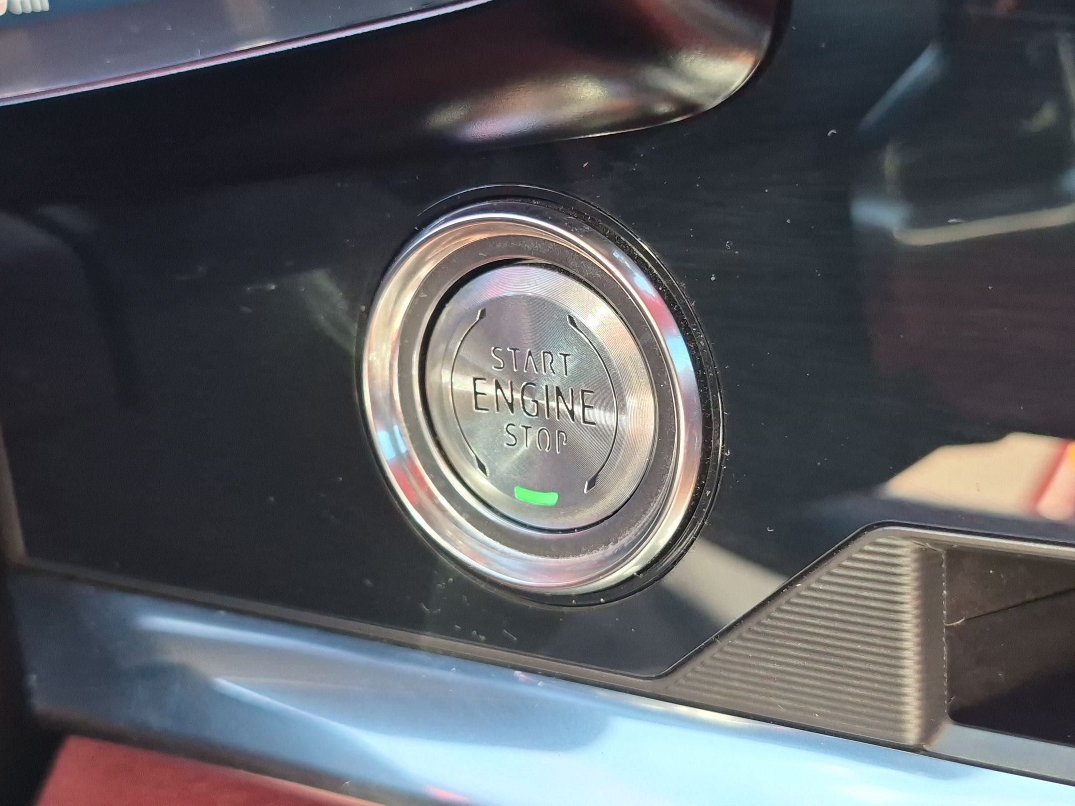 Used 2020 Chevrolet Corvette Stingray Premium Cpe w/ 3LT Preferred Equipment Group RWD image 19