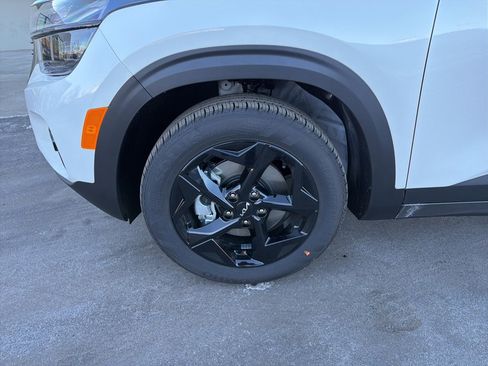 New 2026 Kia Seltos EX image 12