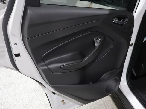 Used 2018 Ford Escape Titanium AWD/4WD image 19